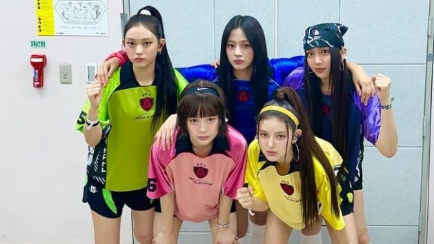 NewJeans in ‘The Ultimate Fandom’ concert

